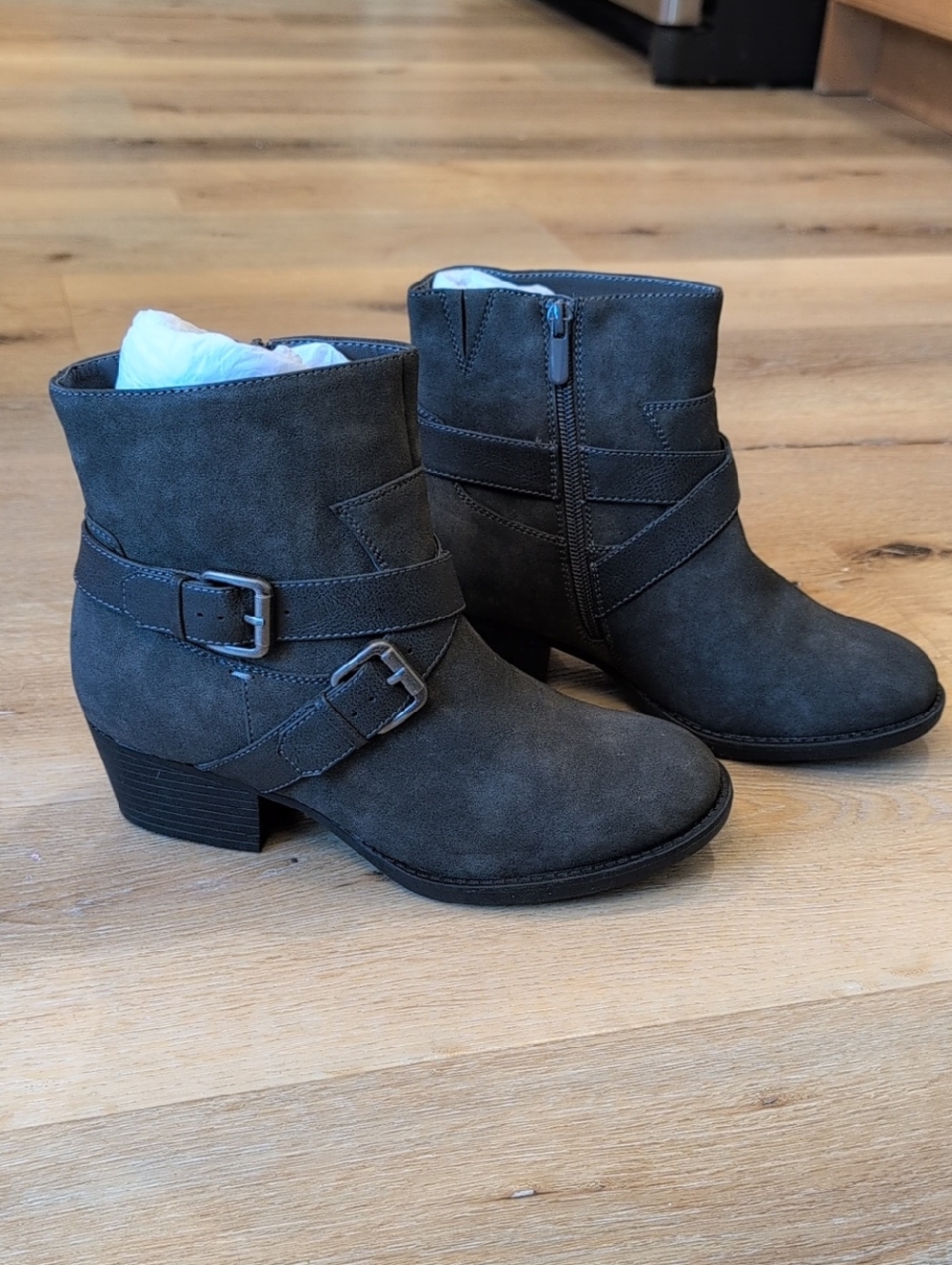 HP Gray Suede Ankle Bootie with Buckle Straps 8 Wide